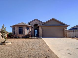 251 Turway Ln, Ponder, TX 76259