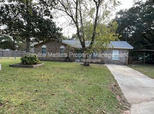 5429 Jenny Cir, Pace, FL 32571