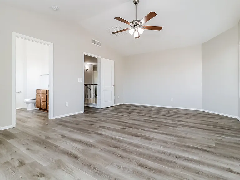15853 W Diamond St — Photo 11