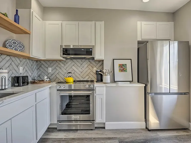 941 Brooks Ln #3 — Photo 7
