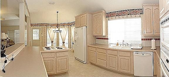 2nd image of 908 Creekbend Dr