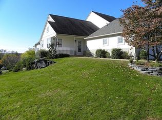 811 Tanglegate Pl, Millersville, PA 17551