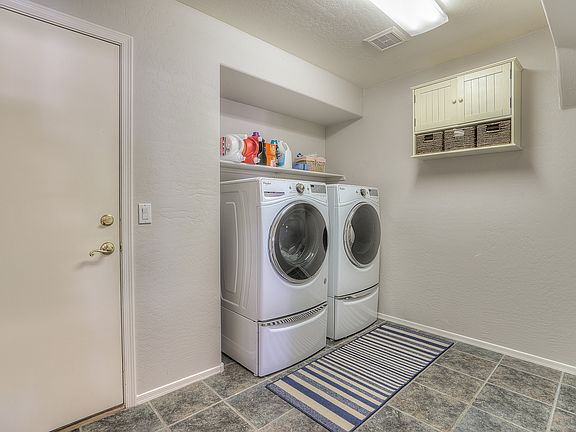 5th image of 1352 E Mead Dr