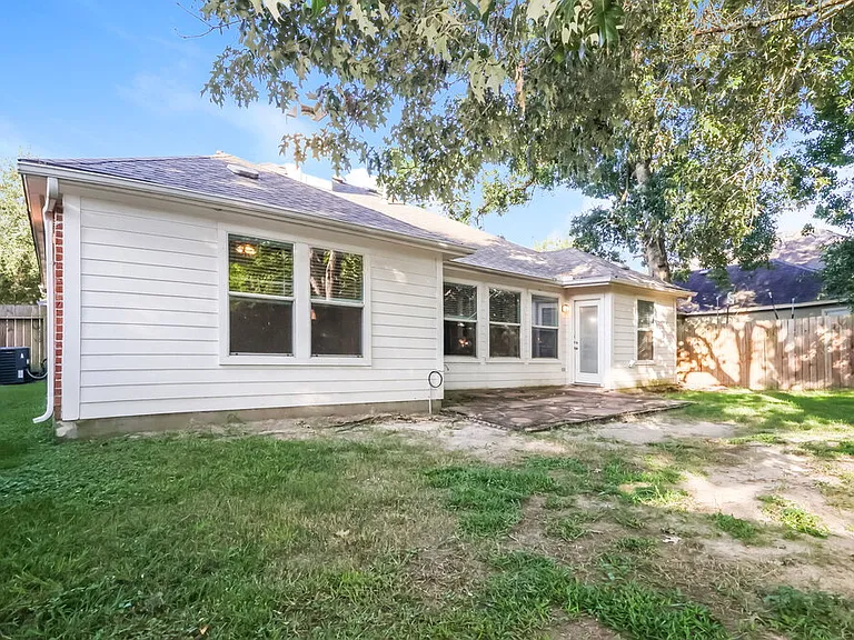 28506 Carly Cove Ln — Photo 16