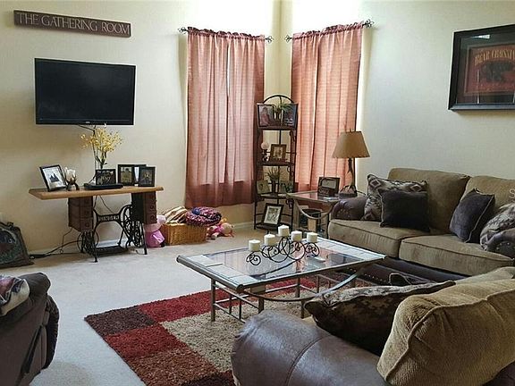 4th image of 3185 Oak Brook Ln