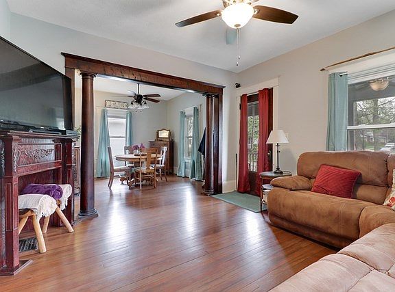 4th image of 801 1/2 W Macarthur Ave