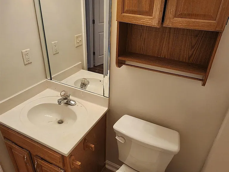 194 Tyson Glen Dr — Photo 15