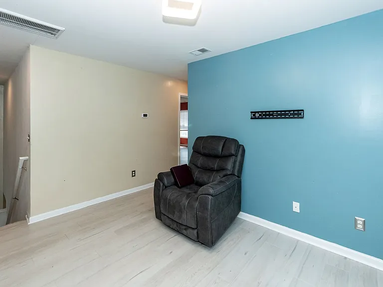 245 Swamp Creek Ln — Photo 18