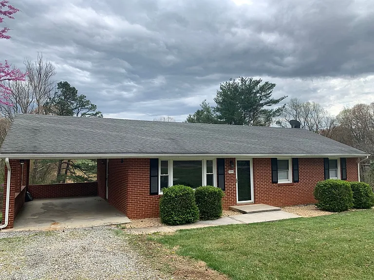 3009 Sleepy Ridge Dr — Photo 2