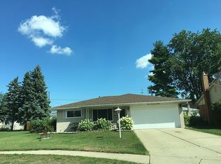 5023 Rockdale Ct, Sterling Heights, MI 48310