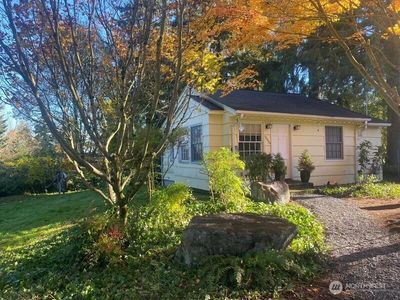 12054 20 Avenue NE, Seattle, WA, 98125