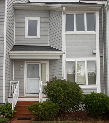 3rd image of 1010 Oyster Cove Dr