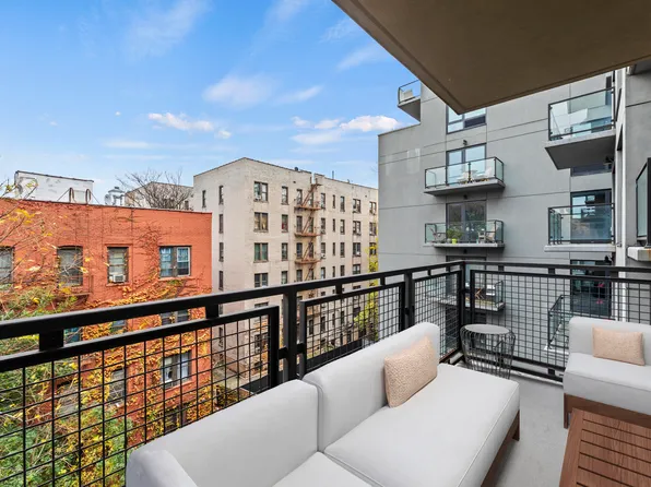 15 East 19th Street image 3 of 11