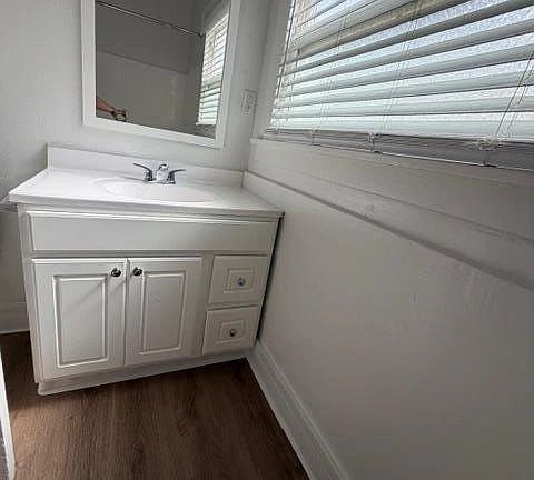 5th image of 1628-1724 E Ocean Blvd #B09