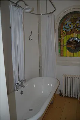 Rented by Avenue Sotheby's International Realty | media 30