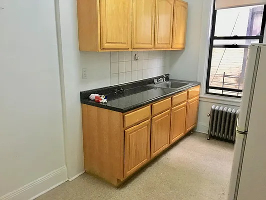 Rented by Papp Realty | media 6