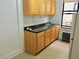 Rented by Papp Realty