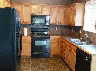 911 Anna Tappan Way, Lawrence, KS 66044