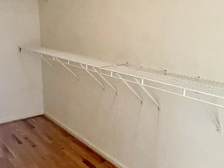 6002 Saint Hubert Ln — Photo 21