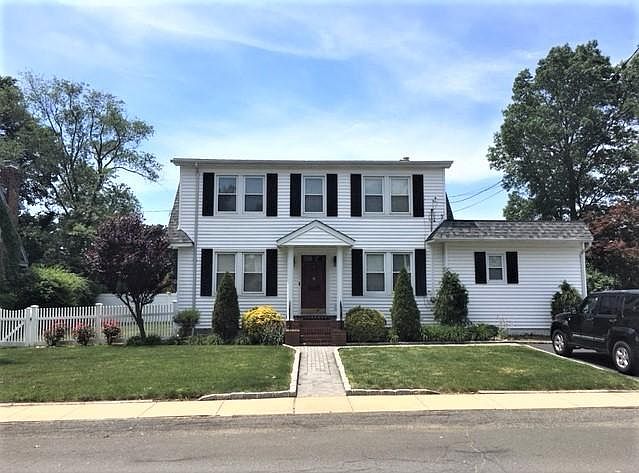 1st image of 7 Raymond Ct #2F