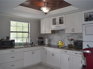 5342 Treetops Dr, Naples, FL 34113