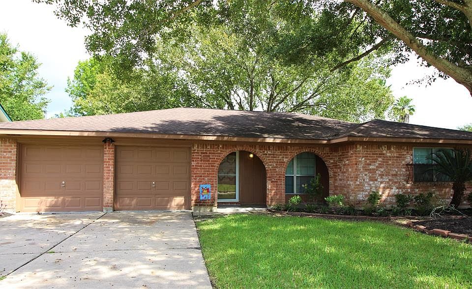 1st image of 1903 Lazy Creek Ln