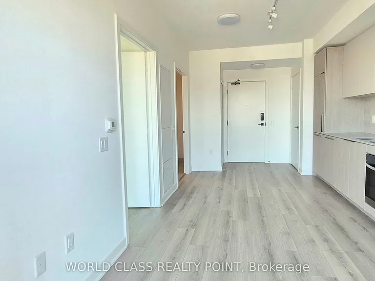 1185 Dupont St #1604 — Photo 4