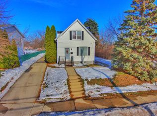 1700 43rd STREET, Kenosha, WI 53140