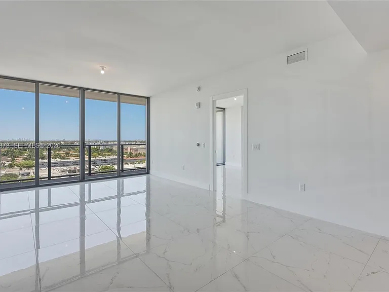 1170 E Hallandale Bch #904 — Photo 8