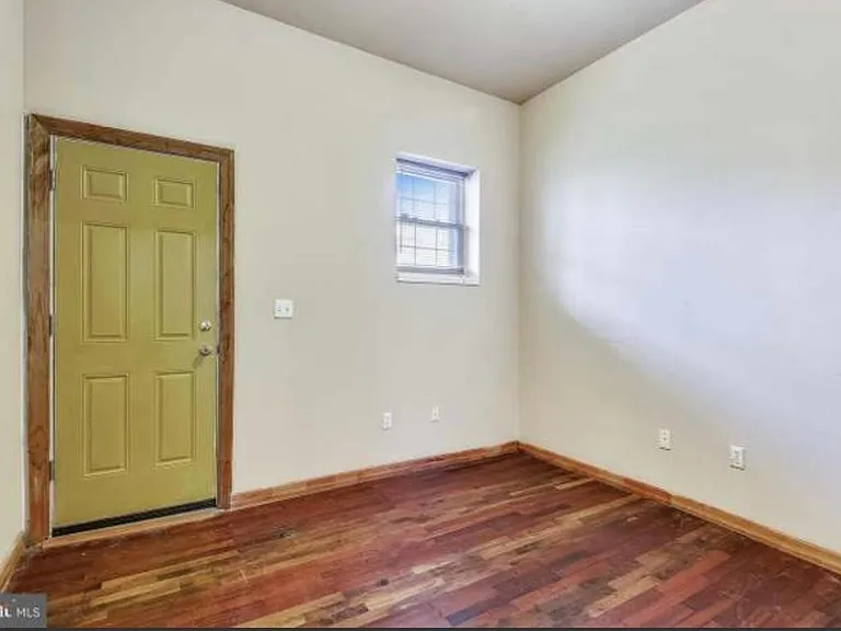 2129 Druid Hill Ave #1 — Photo 6