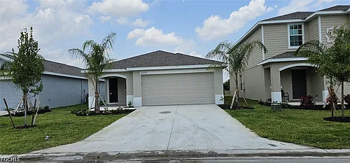20190 Caroline Creek Pl Photo 1