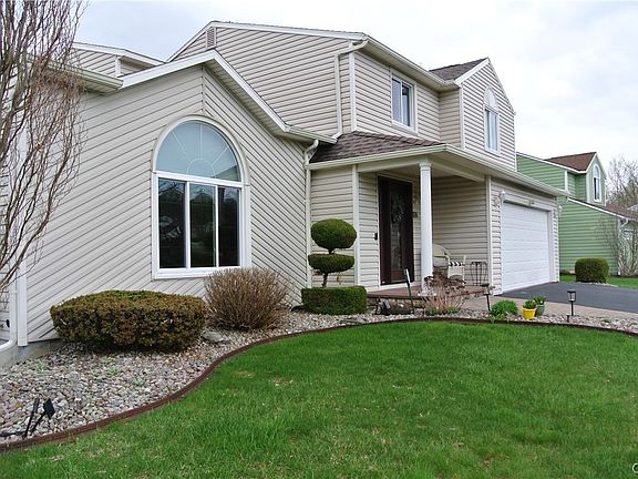 3rd image of 414 Mallard Dr