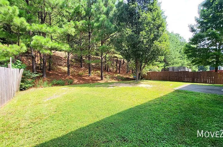 4435 Stonewall Dr — Photo 7
