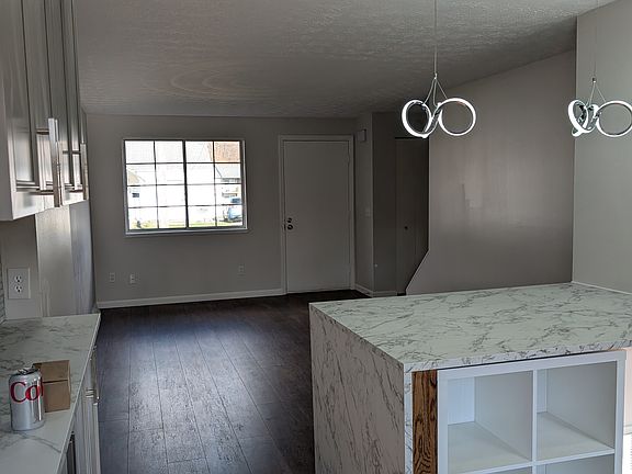 5th image of 418 Woodard Ave