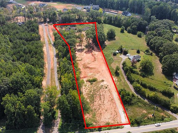 2nd image of 960 Clark Rd