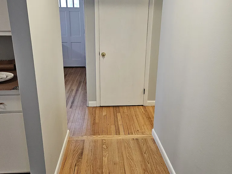 Driveway/Kitchen entrance