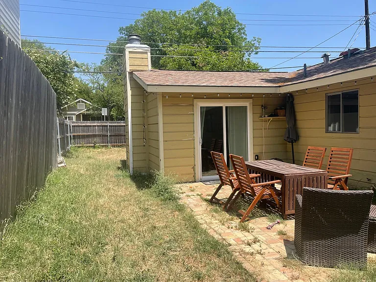1901 Ashby Ave — Photo 13