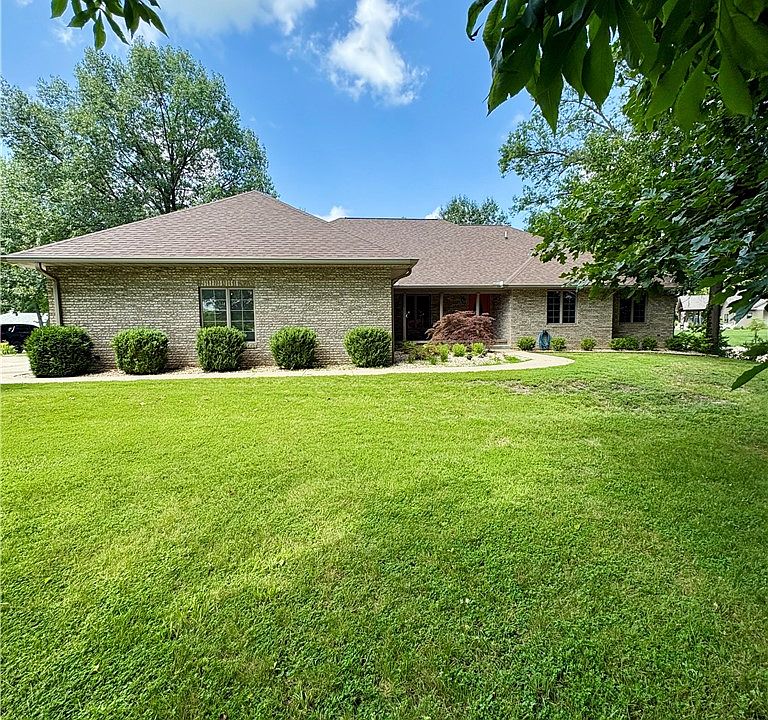 1st image of 11411 Red Bud Ln