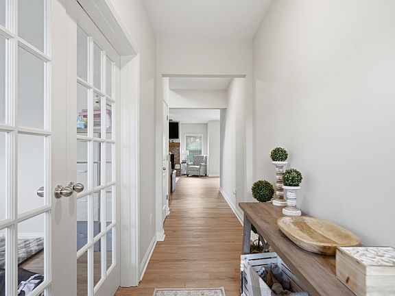 4th image of 105 Ibis Cir