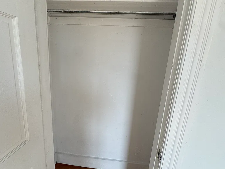 83 Canterbury St #3 — Photo 8