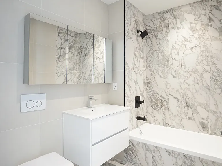 2402 Cortelyou Rd #603 — Photo 10