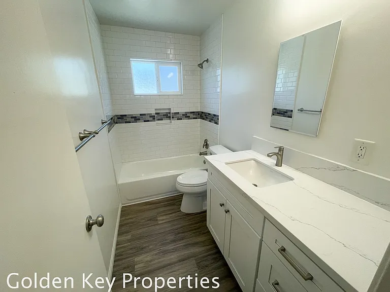 1519 - 3110-3130 Jefferson St. — Photo 8