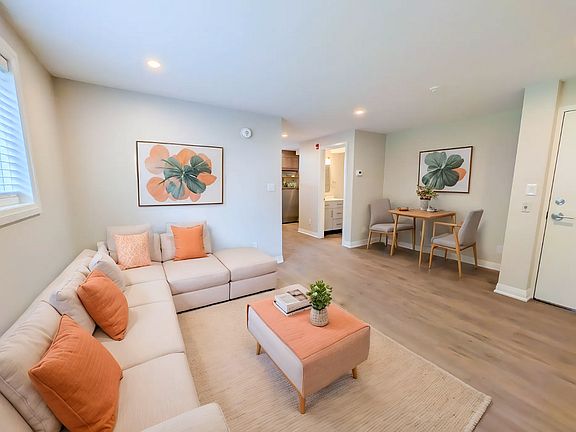 2nd image of 3865 Front St #103