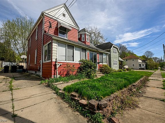 3rd image of 355 Para Ave