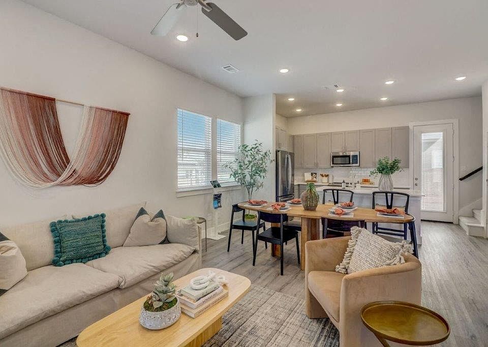 Mission Town Square 760 W Bedford Euless Rd Hurst TX Zillow