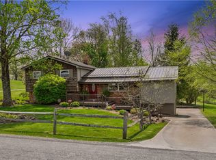 611 Cedar Grove Rd, Burgettstown, PA 15021