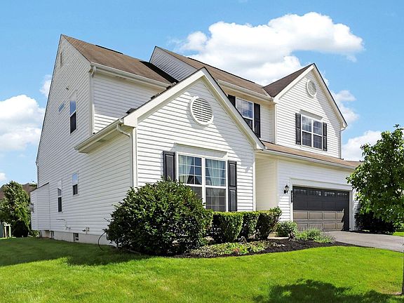4th image of 2655 Longridge Way
