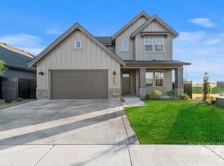 7795 W Daybreak Run Ct, Meridian, ID 83646