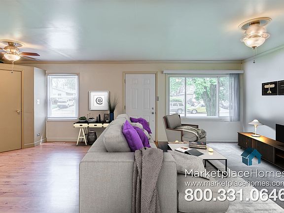 3rd image of 506 Waco Ln
