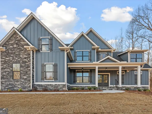 157 W Lake Blvd, Carrollton, GA 30116